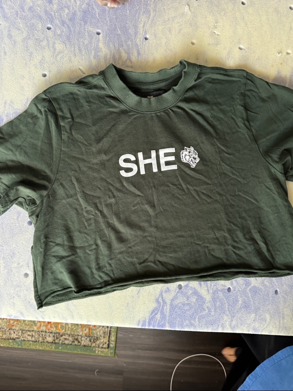 Darc Sport Green SHE Graphic Cropped Tee